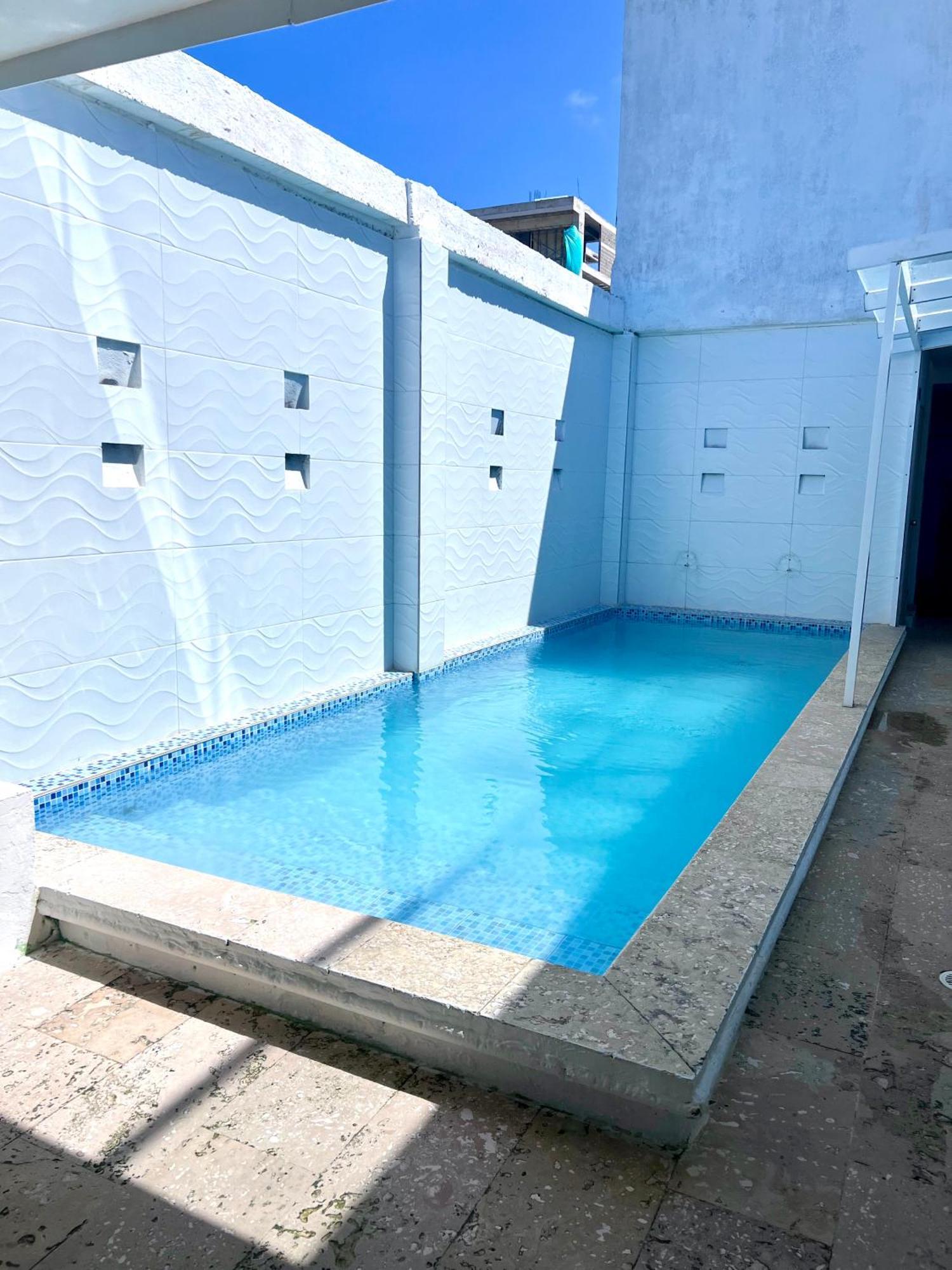 Open Sea - Frente Al Mar *